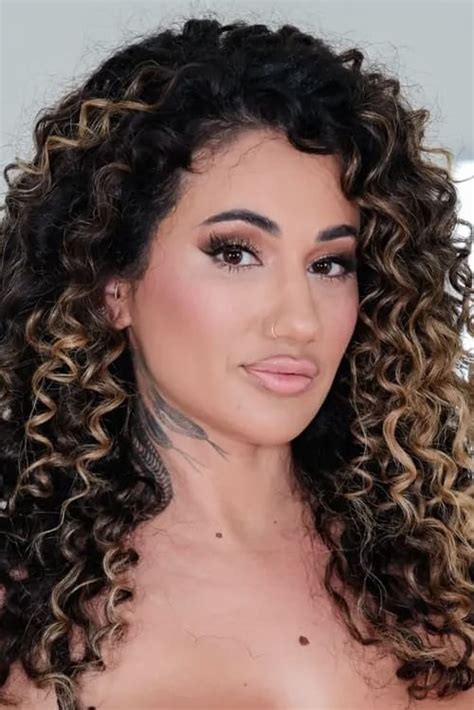 Arabelle Raphael Pornstar Page & Porn Videos .
